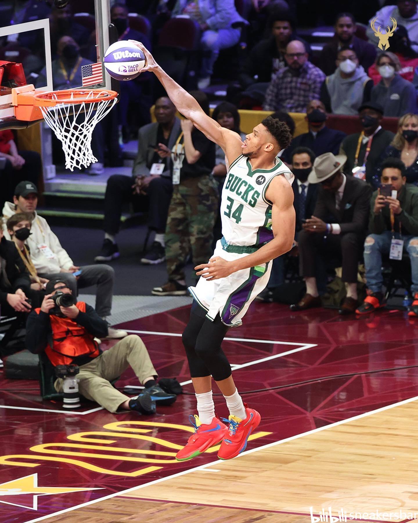 前场进攻与 前场进攻与