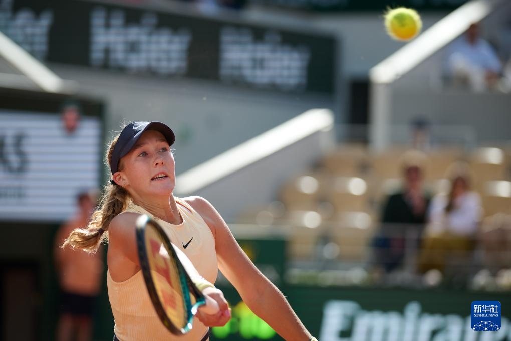 占据榜首的 占据榜首的