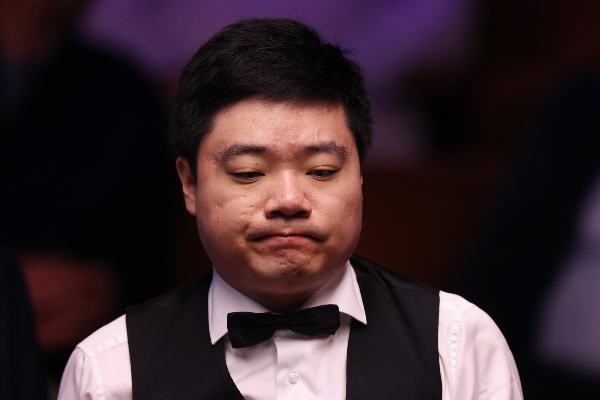 表现不足 表现不足